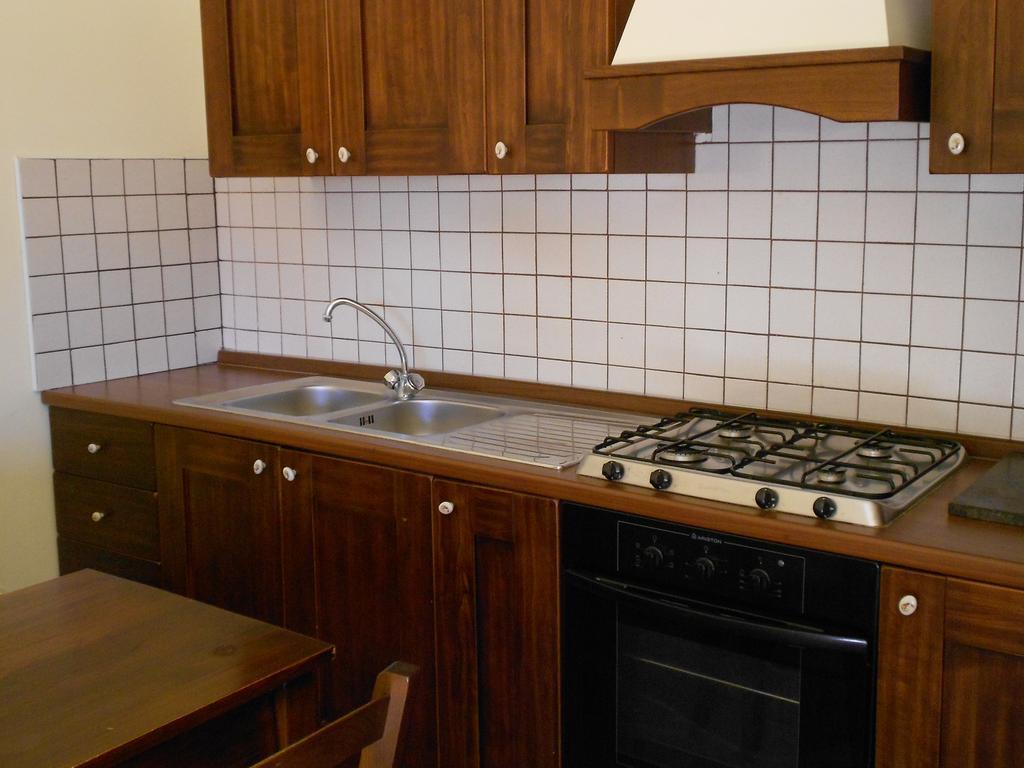 Etna Wine Azienda Agrituristica Passopisciaro Chambre photo